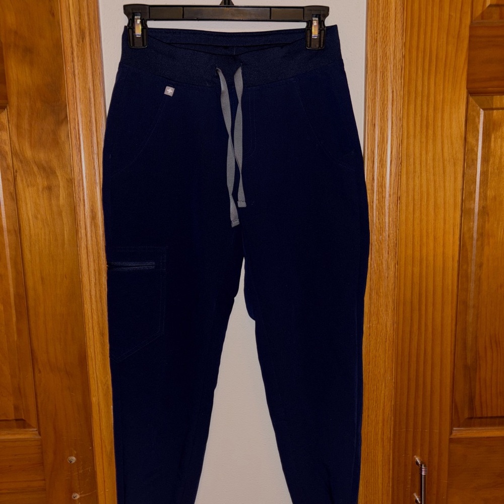 Women’s Navy scrub Pants